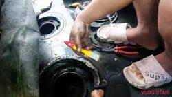 Replacing the Chevrolet Captiva 2.4 s100 fuel pump