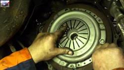How To Disassemble Clutch Mercedes 202

