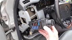 How To Remove Light Switch Mercedes 210
