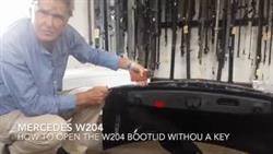 Shows That The Trunk Of A Mercedes W204 Is Open
