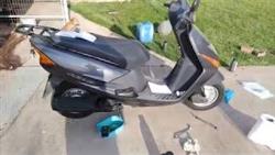 What Oil Supply Is On A Honda Scooter
