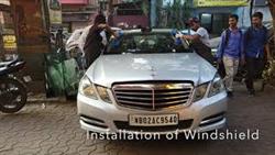 Windshield Replacement Mercedes 210
